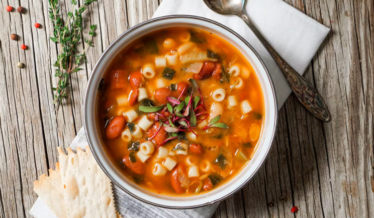sopa minestrone